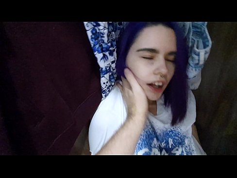 ❤️ Znalazłem moją siostrę w szafie i pomogłem jej dojść ❤ Porno vk at us